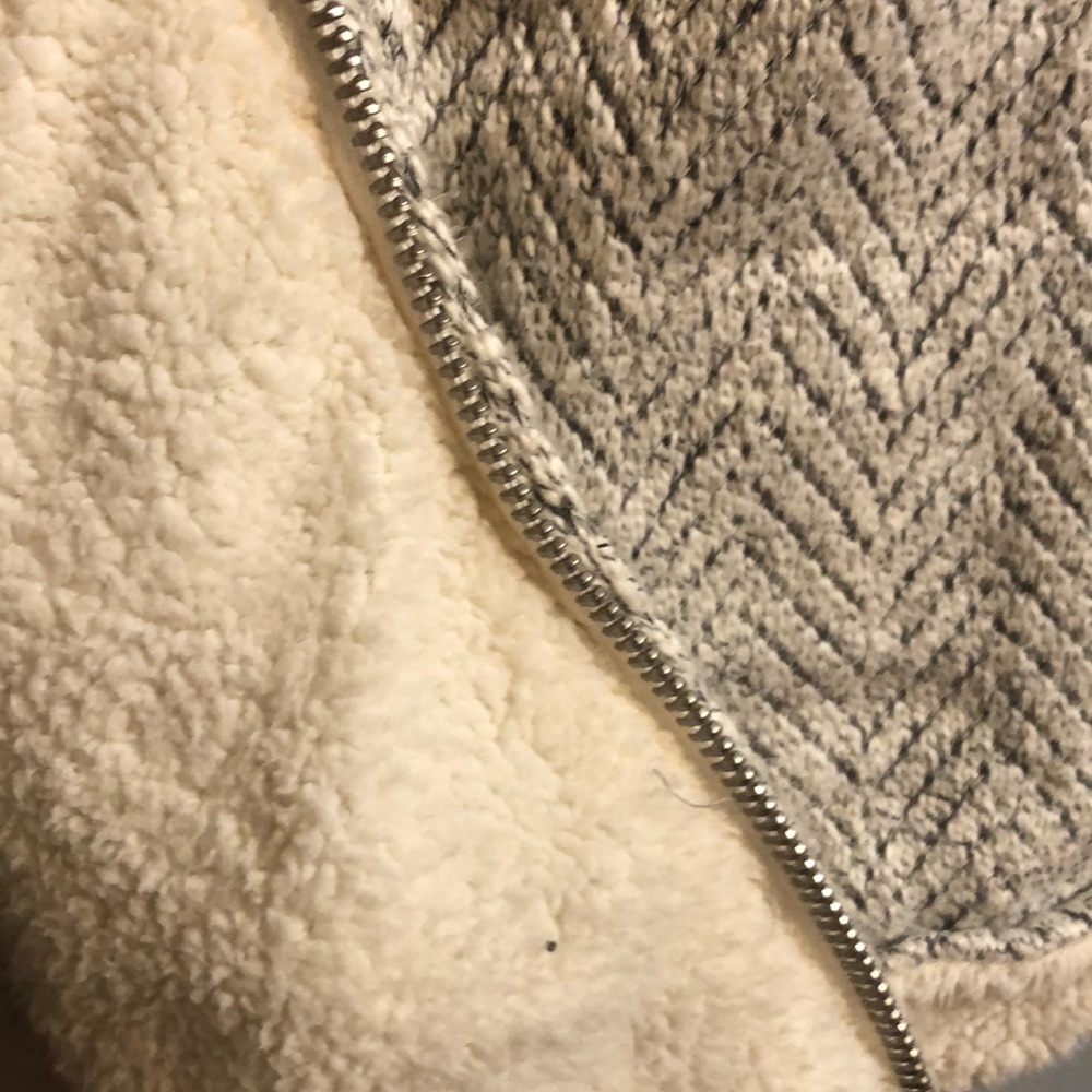 Sherpa Lined Vest - Picture 3 of 3